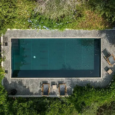 Guest house In - With 5 Bedrooms And A Splendid View *